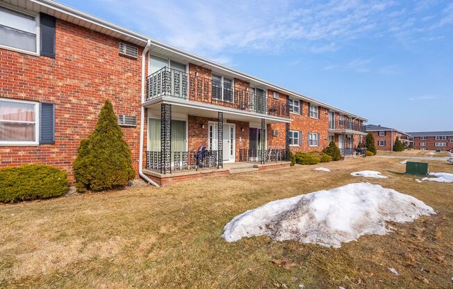 1 bed, 1 bath, 582 sqft, $949, Unit 2271-07