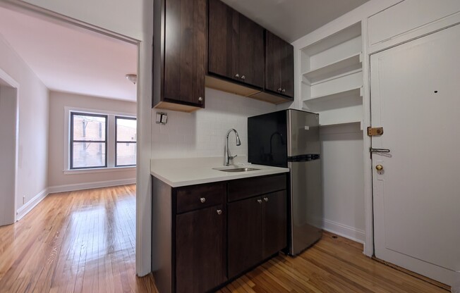 2706 N Spaulding Ave, Chicago IL 2F