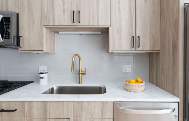 1 bed, 1 bath, 415 sqft, $3,395, Unit 2237-1W