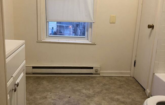310 S 10th St.