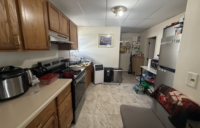 12 WINTHROP AVE
