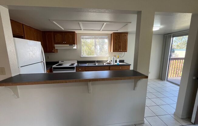 1 bed, 1 bath, $1,900, Unit High, 730 #D