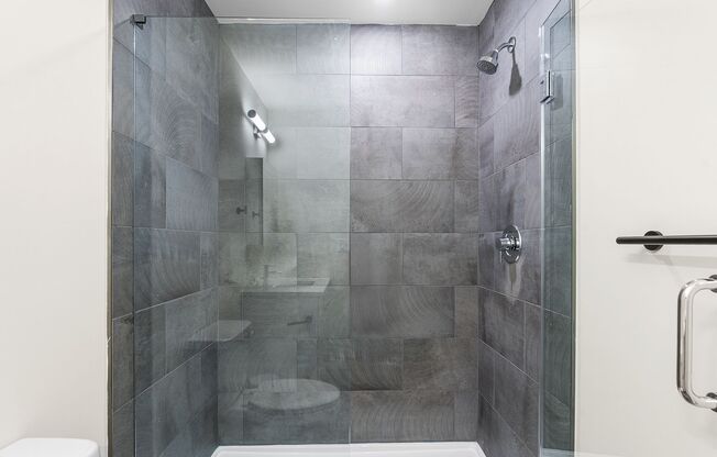 1 bed, 1 bath, 667 sqft, $1,325, Unit 603