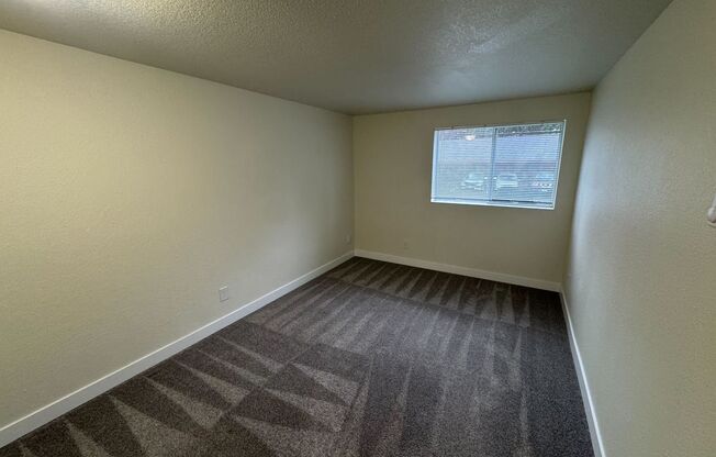 3 beds, 2 baths, 1,126 sqft, $2,275, Unit C201