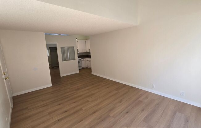 2 beds, 1 bath, 800 sqft, $2,150, Unit 209