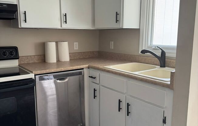 3 Woodrum Place