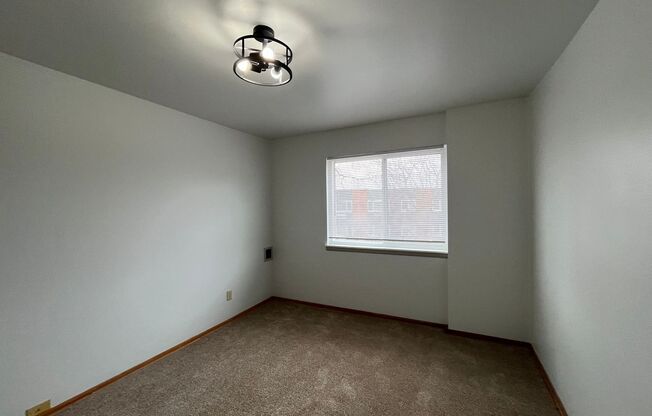 1 bed, 1 bath, 500 sqft, $949.99, Unit 2827-116