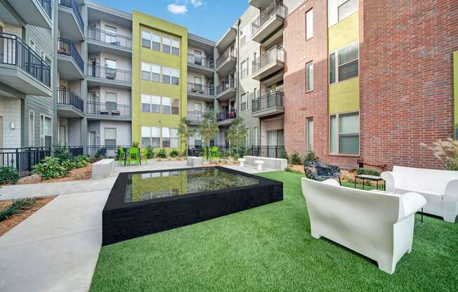 The Metropolitan Outdoor view