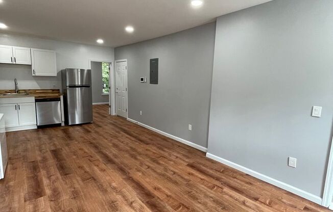 1 bed, 1 bath, 750 sqft, $1,425, Unit Unit 2