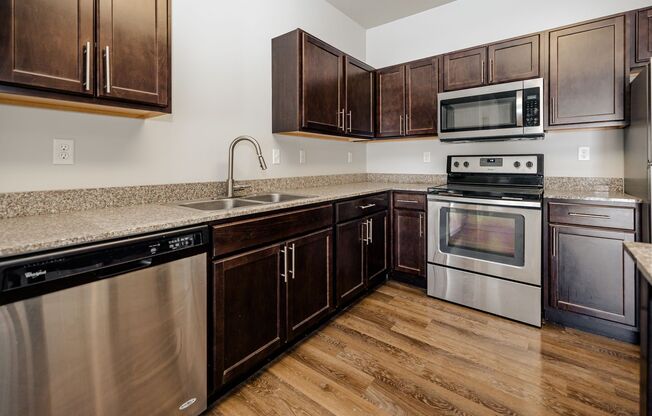2 beds, 2 baths, 1,008 sqft, $1,740, Unit 128