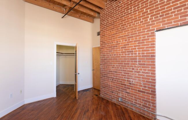 1 bed, 1 bath, 700 sqft, $1,475, Unit 119
