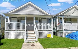 1916 EAGLE ST