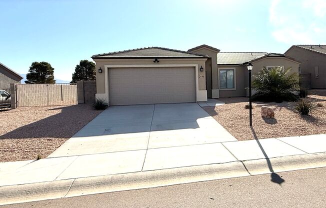 Great 4 Bedroom Home with Drive Through Side Gate!