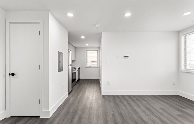 3 beds, 2 baths, 788 sqft, $3,580, Unit 6701-207