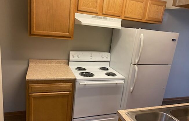 1 bed, 1 bath, $650