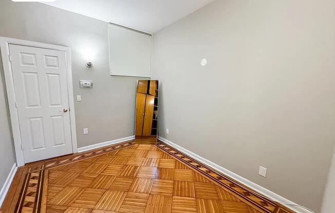 1415 STERLING PL