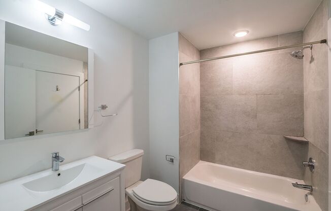 1 bed, 1 bath, 605 sqft, $1,825, Unit 311