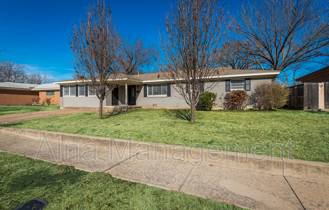 345 JAMES LN