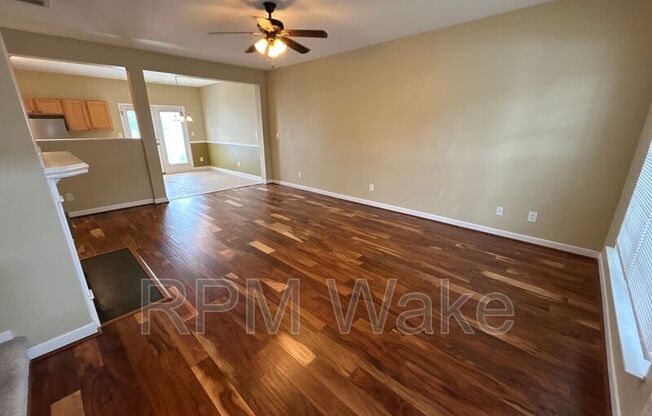 8307 GLENWOOD SPG CT