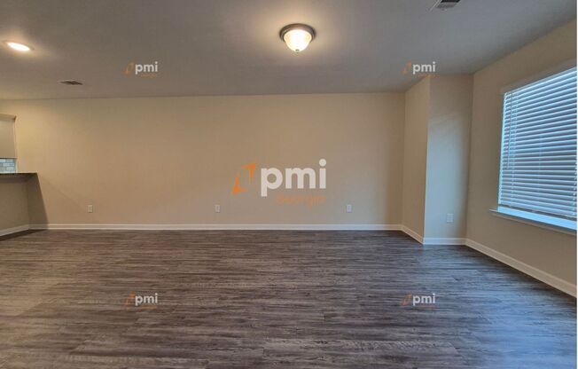 4438 PINSCHER ST
