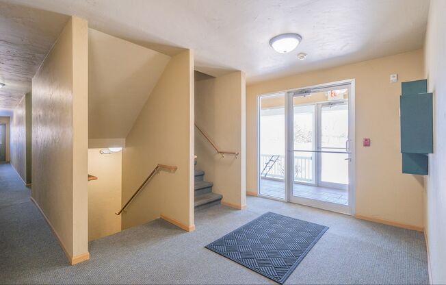 2 beds, 1 bath, 725 sqft, $1,099, Unit 1629-3