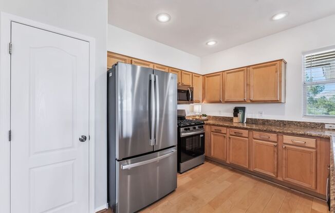 2 beds, 1.5 baths, $2,500, Unit # 204