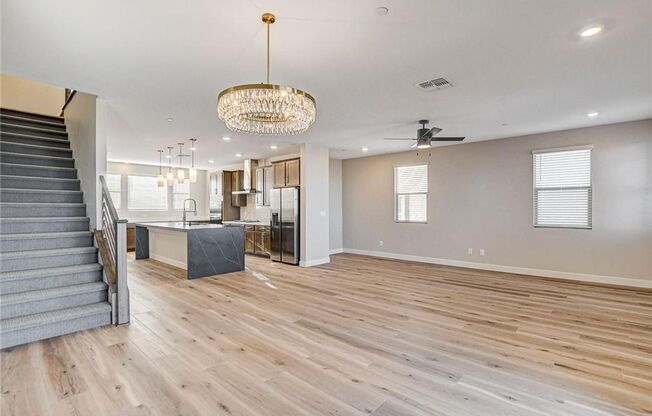 Live elevated in Summerlin West’s Quail Cove