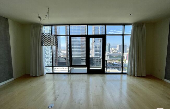 1 bed, 1 bath, 1,012 sqft, $3,350, Unit 1704