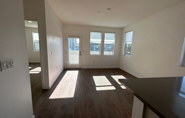 1 bed, 1 bath, 514 sqft, $2,495, Unit 2112-204