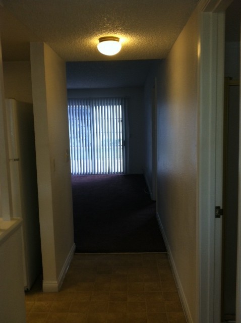 2 beds, 2 baths, $975, Unit # B 6