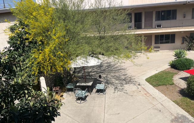 APT LANKERSHIM (RSO)