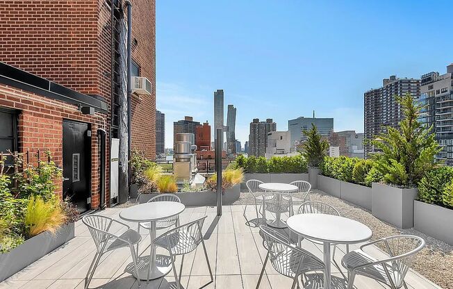 210 E 36 ST