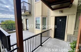 Hilltop 1BD I 1BA Condo - Nob Hill/Uptown Neighborhood!