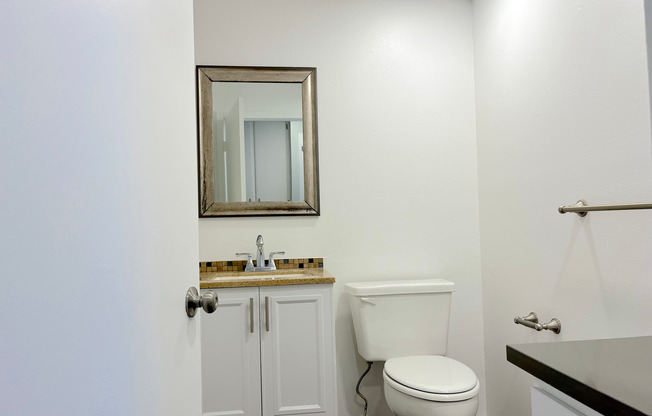 Studio, 1 bath, 600 sqft, $2,498, Unit 201