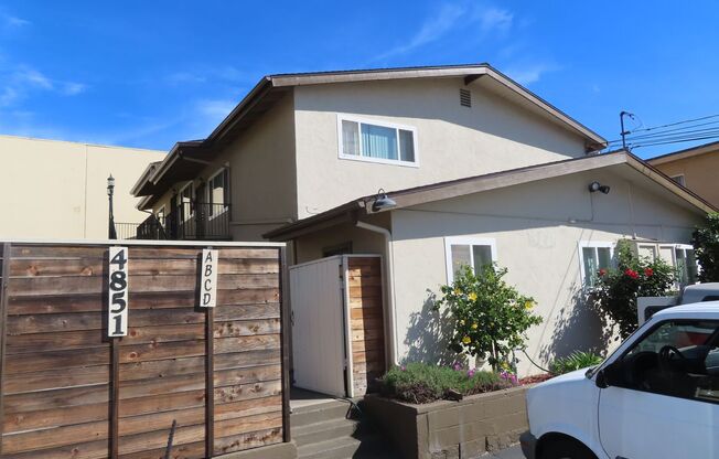 Renovated Two Bedrom Apartment in La Mesa