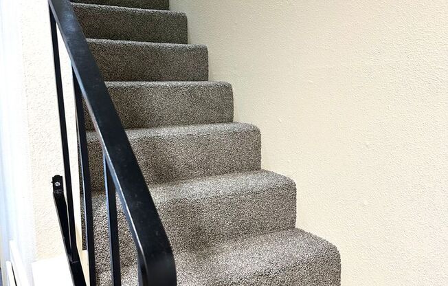 2 beds, 1.5 baths, 800 sqft, $1,499, Unit 1683C