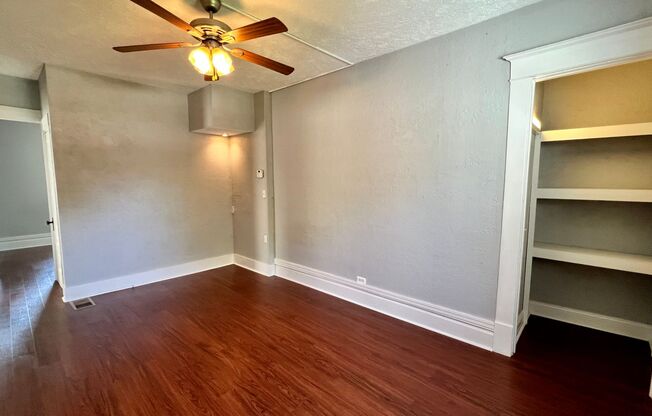 1133 Muskegon NW