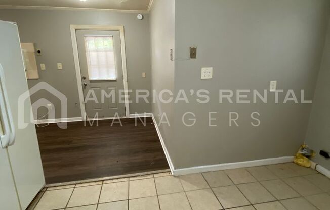 3 beds, 2 baths, $1,195