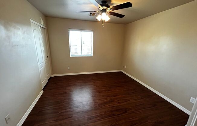 2 beds, 1.5 baths, 1,047 sqft, $1,395, Unit Unit 22
