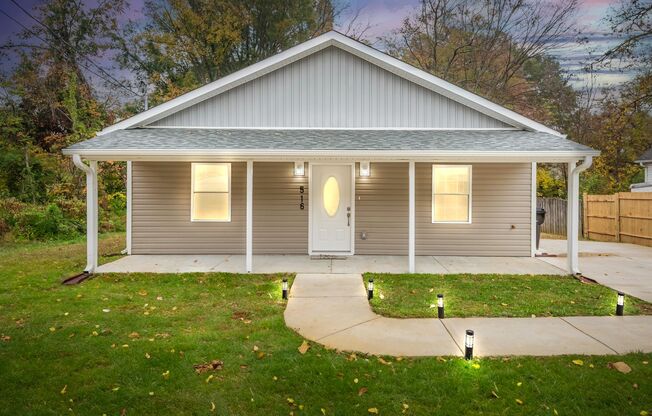 4Bd/ 2Bath Ranch Style home mins from Downtown Burlington