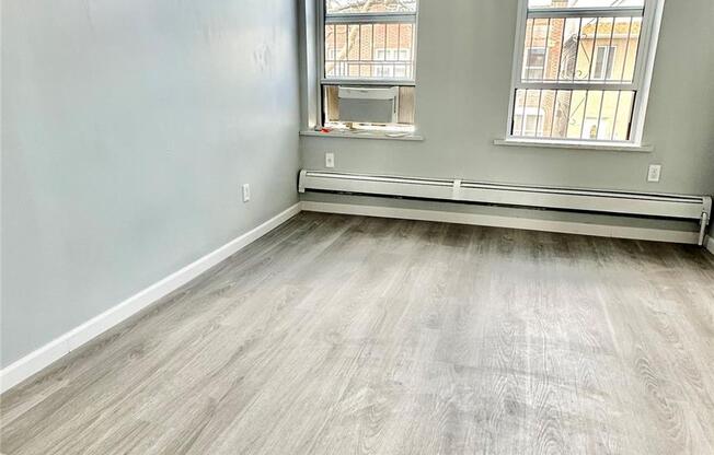 1930 BAY RDG AVE