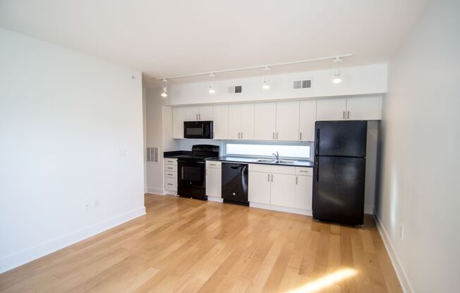 1 bed, 1 bath, $1,150