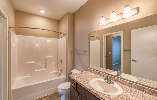 Studio, 1 bath, 611 sqft, $1,015, Unit 112