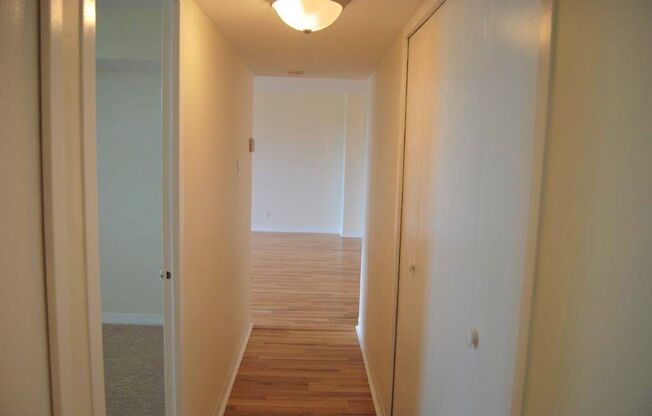 2 beds, 2 baths, $2,450, Unit # 813