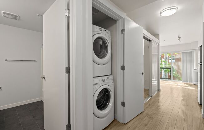 1 bed, 1 bath, 667 sqft, $2,025, Unit 225