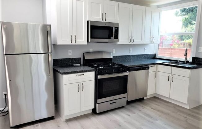 1 bed, 1 bath, 596 sqft, $1,850