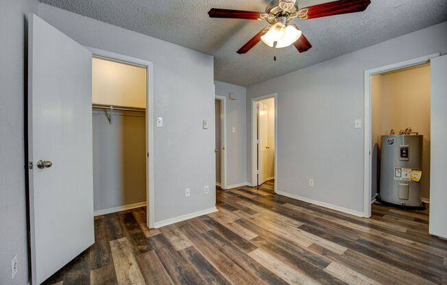 1 bed, 1 bath, 550 sqft, $650, Unit Apartment 02