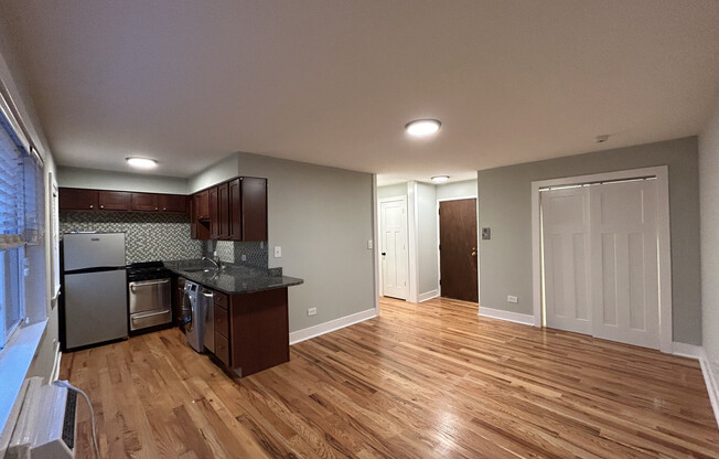 696 Elm Pl