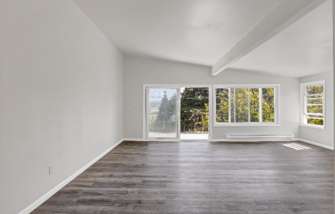 10607 DES MOINES MEMORIAL DR