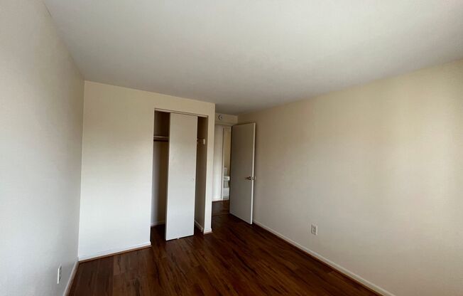 1 bed, 1 bath, 733 sqft, $1,050, Unit 640-7